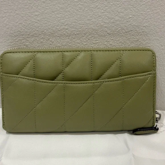 Coach Quilted Pillow Accordion Zip Wallet - Picture 4 of 5